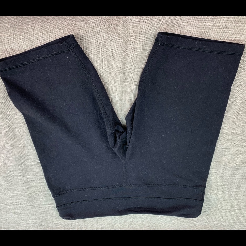 lululemon athletica Black short leggings